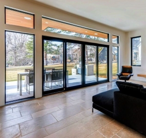 شیشه بالکنی ریلی برای خانه های ویلایی