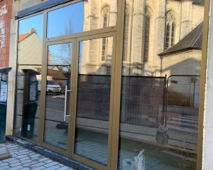 پروفیل شیشه